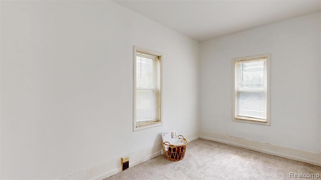 909 N Granger Street, Saginaw, MI 48602 — Photo 24