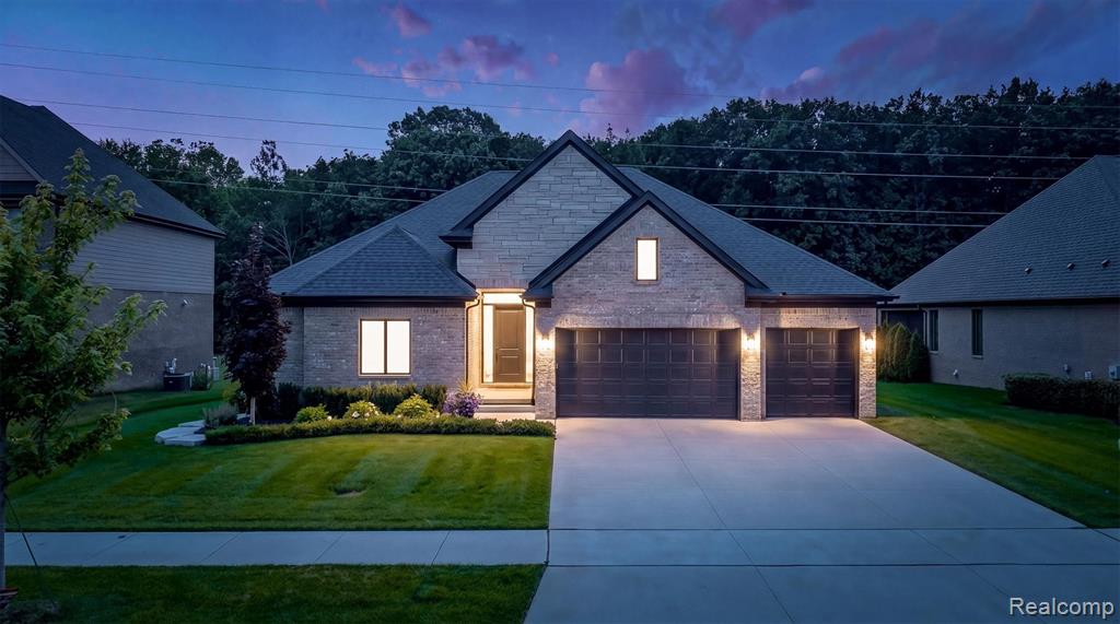 53908 Lawson Creek Drive, Utica, MI 48316
