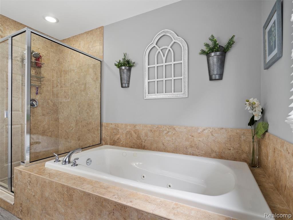 50318 Greycoat Lane, Macomb, MI 48044 — Photo 37