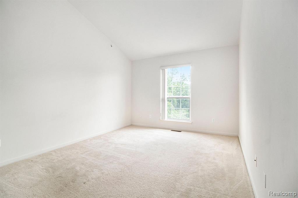 29500 NOTTINGHAM Court, 55, Livonia, MI 48152 — Photo 14