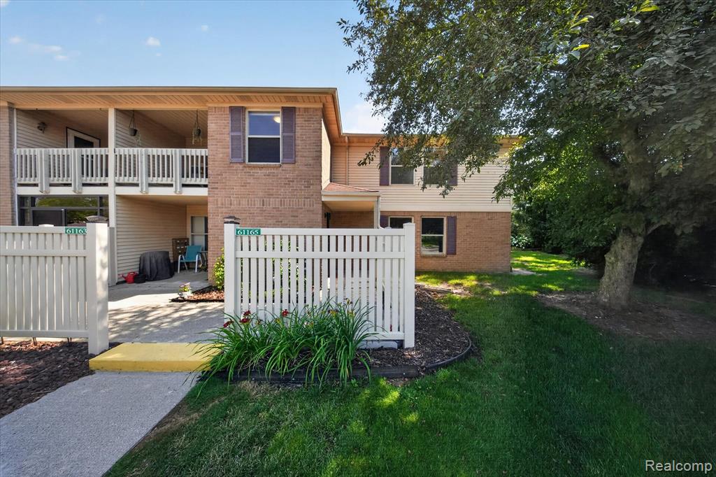 61165 Greenwood Drive, South Lyon, MI 48178 — Photo 2