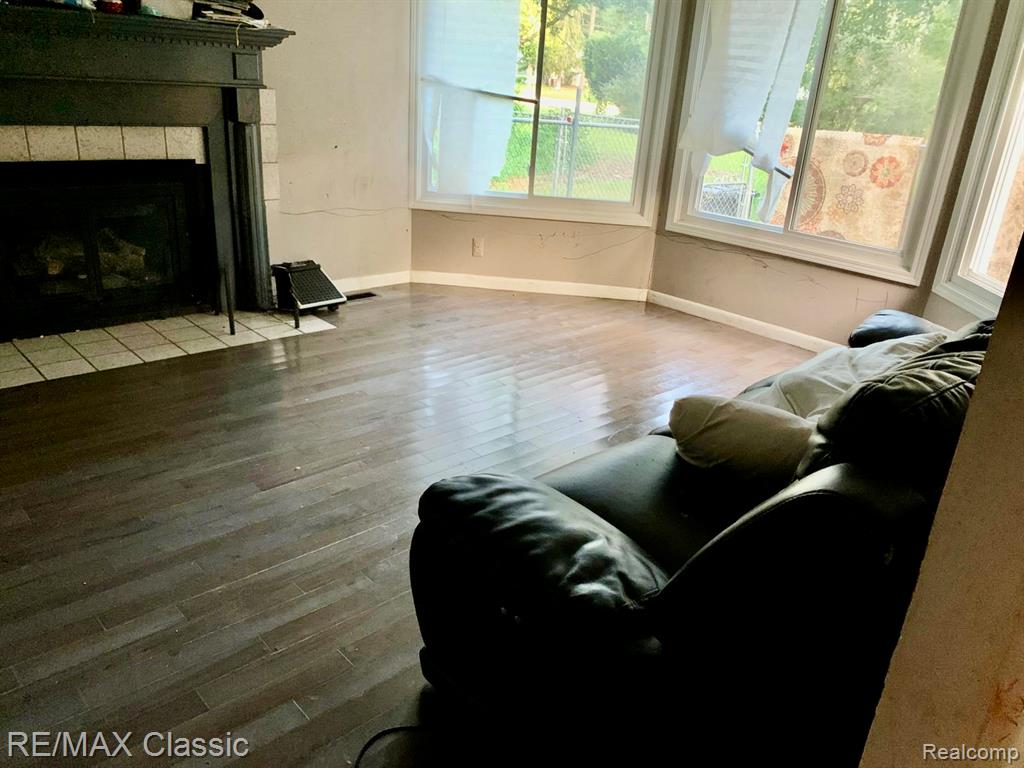 380 E South Boulevard, Troy, MI 48085 — Photo 33