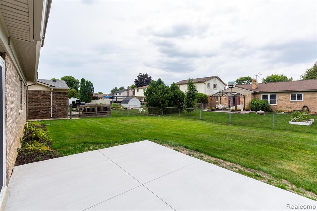 46376 Meadow Lane, Macomb, MI 48044 — Photo 41