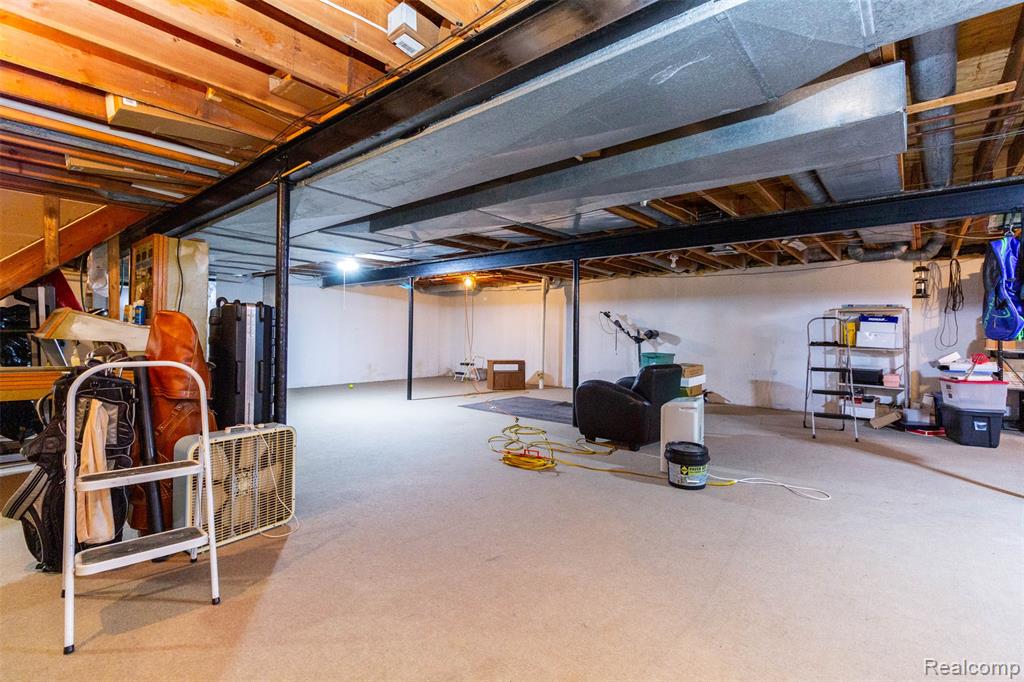 5423 HAUSER Way, West Bloomfield, MI 48323 — Photo 47