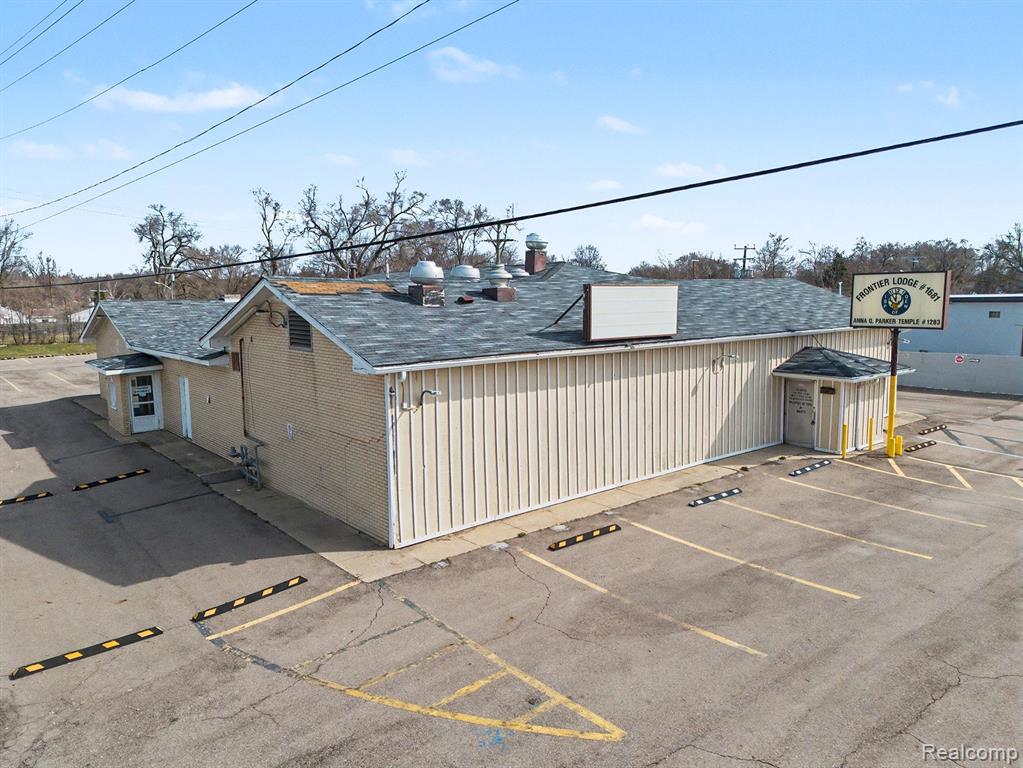 1405 Ecorse Road, Ypsilanti, MI 48198