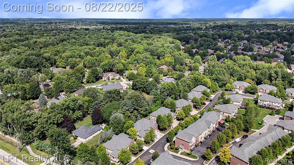53043 CELTIC Drive, Shelby Twp, MI 48315 — Photo 40