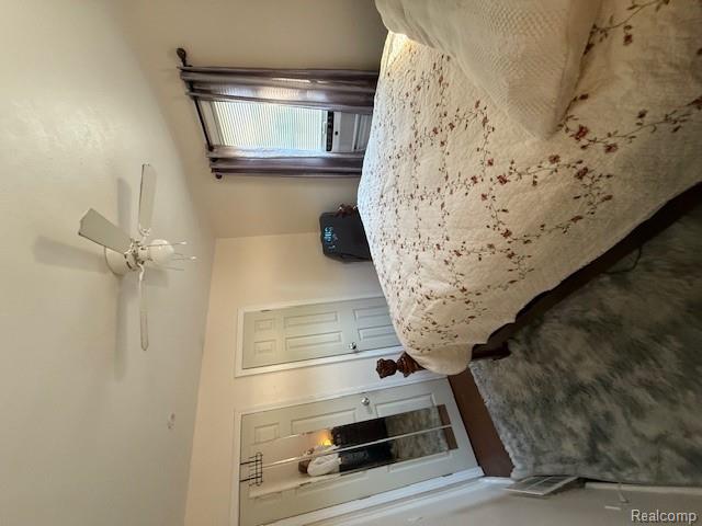 526 McKeighan Avenue, Flint, MI 48507 — Photo 24