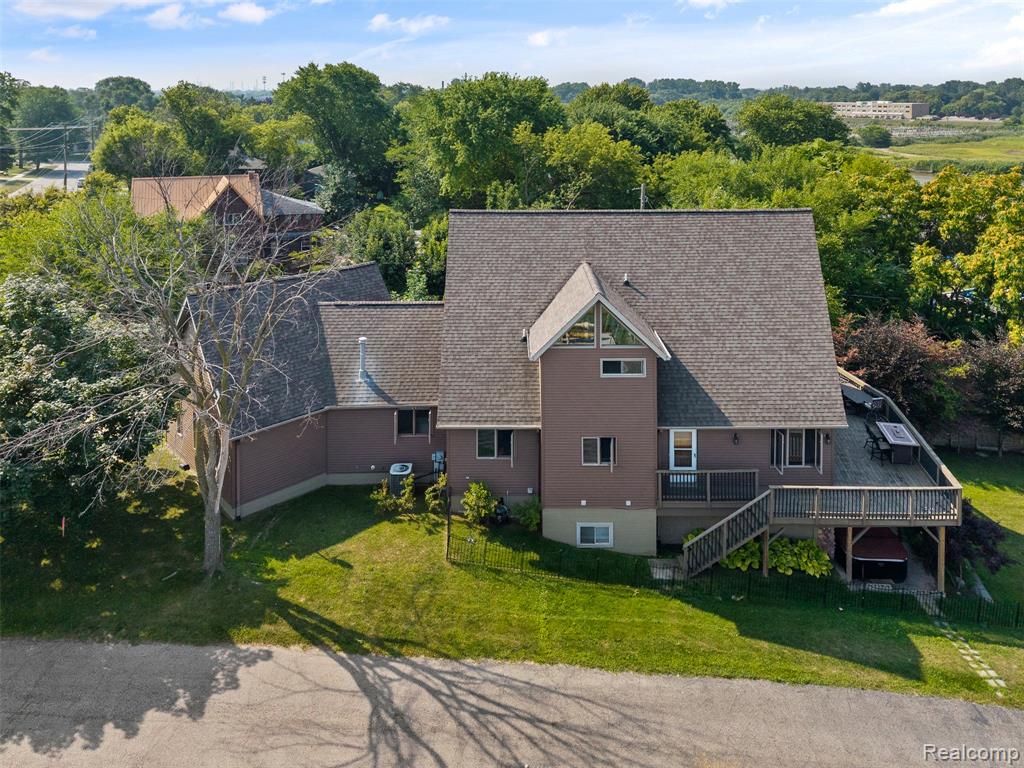1907 Riverside Drive, Port Huron, MI 48060 — Photo 43