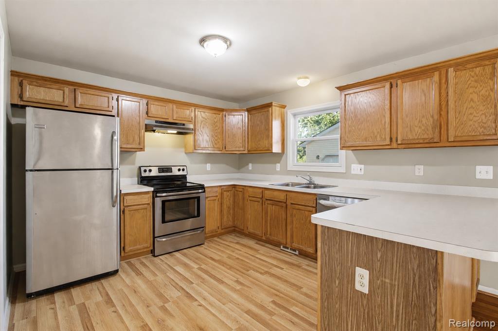 4118 Devon Road, Royal Oak, MI 48073 — Photo 6