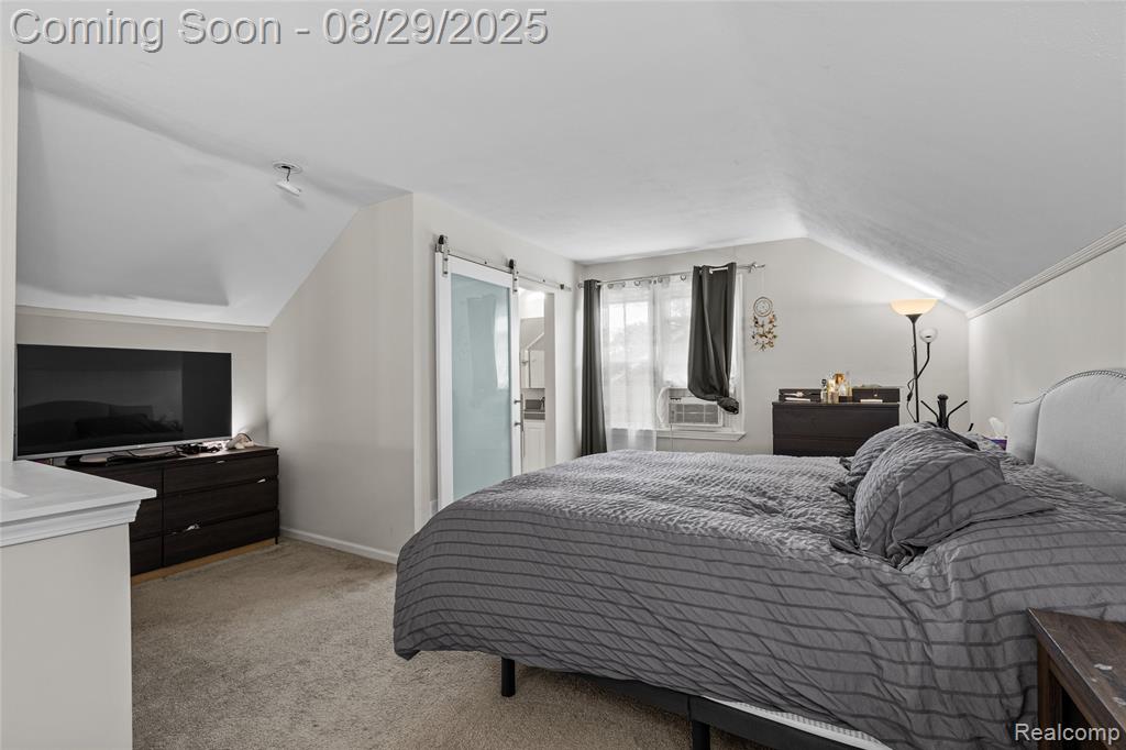 712 S Minerva Avenue, Royal Oak, MI 48067 — Photo 16