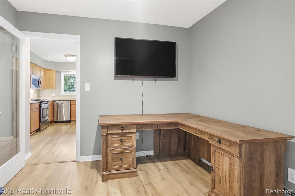 1929 Hopkins Drive, Wixom, MI 48393 — Photo 11