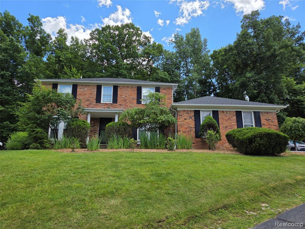 6076 Glen Eagles Drive, West Bloomfield, MI 48323 — Photo 2
