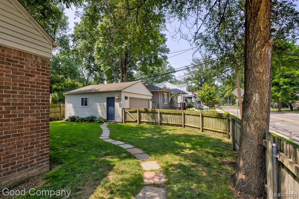 921 N Alexander Avenue, Royal Oak, MI 48067 — Photo 42