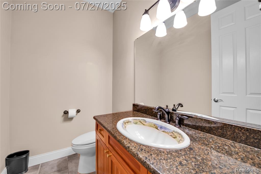 736 Inverness, Highland, MI — Photo 32