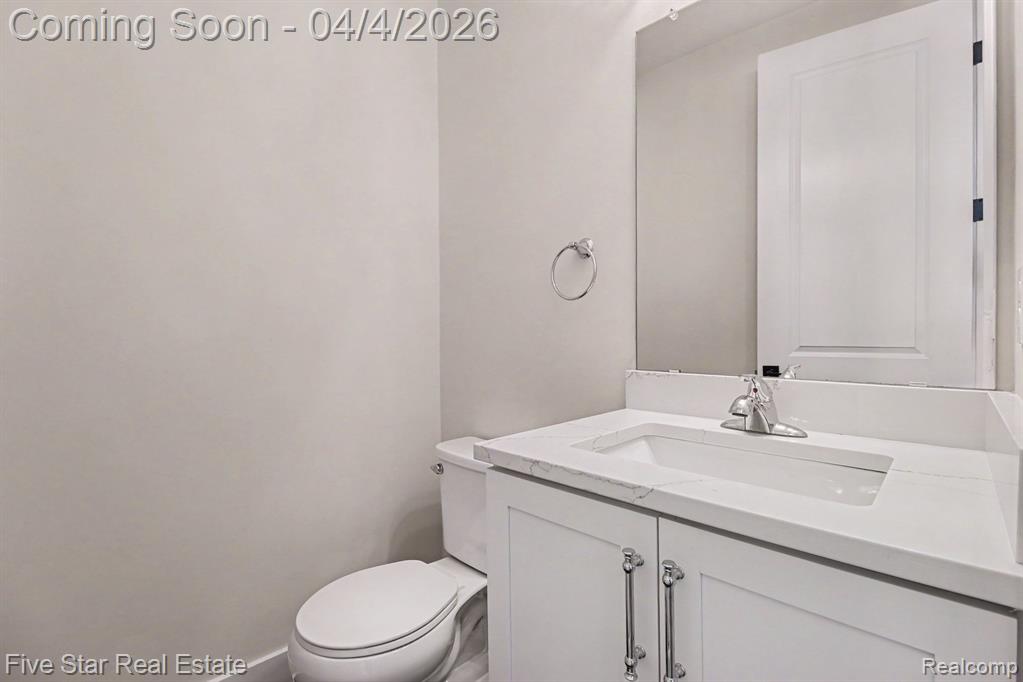 7842 Trailside Court, West Bloomfield, MI 48323 — Photo 17