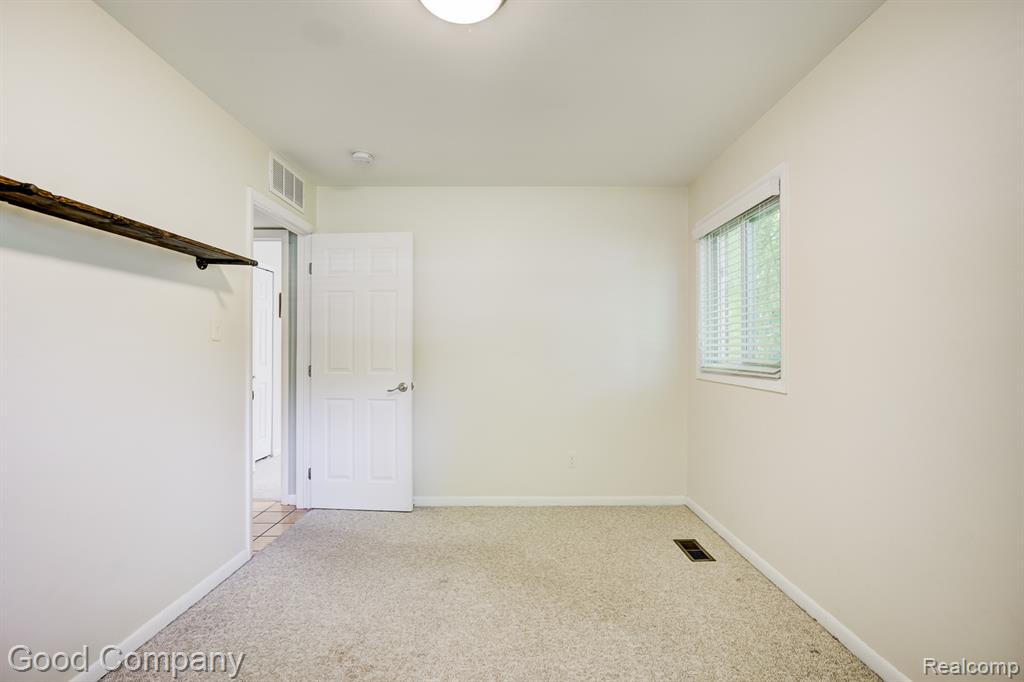 6327 Snow Apple Drive, Clarkston, MI — Photo 26
