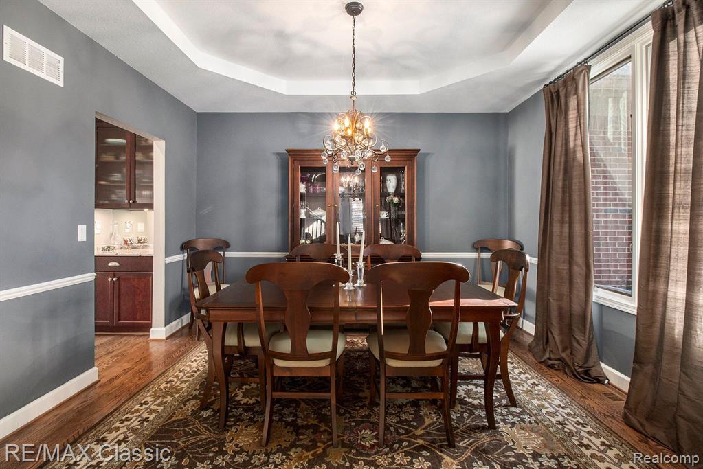 1073 WINDING WAY Court, Milford, MI 48381 — Photo 5