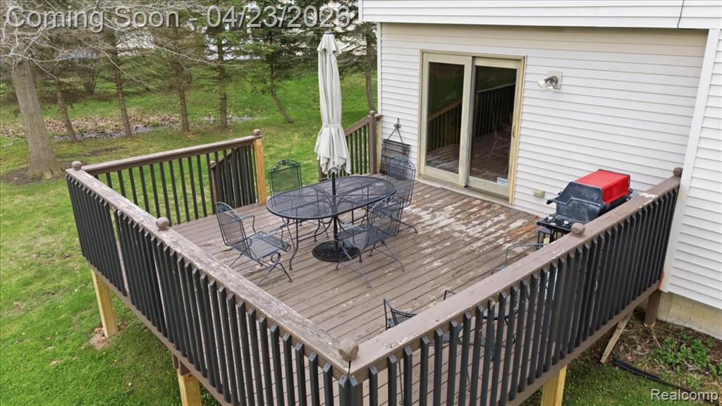 2309 Wood Creek Court, Burton, MI 48519 — Photo 42