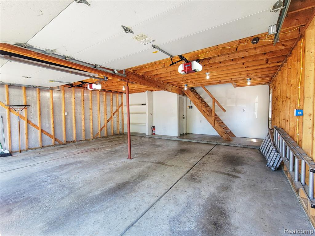712 Wolverine Drive, Wolverine Lake, MI 48390 — Photo 45