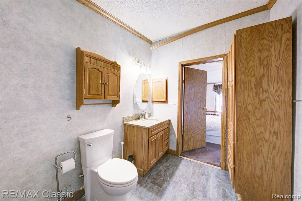 4626 WALTAN Road, Vassar, MI 48768 — Photo 47