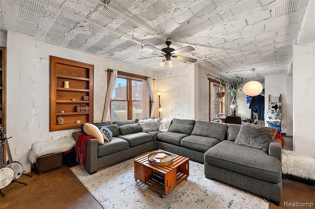 78 Watson Street, Detroit, MI 48201 — Photo 11
