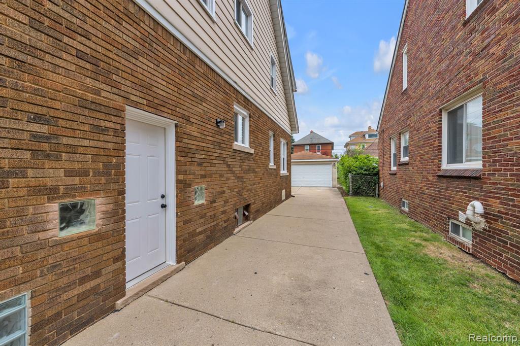 7258 Theisen Street, Dearborn, MI 48126 — Photo 9