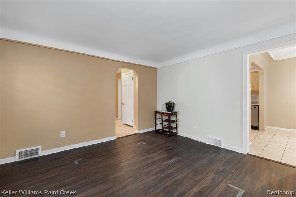 20164 Tracey Street, Detroit, MI 48235 — Photo 4