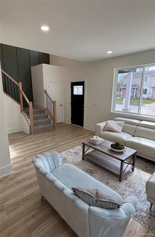 127 E Mahan Avenue, Hazel Park, MI 48030 — Photo 10