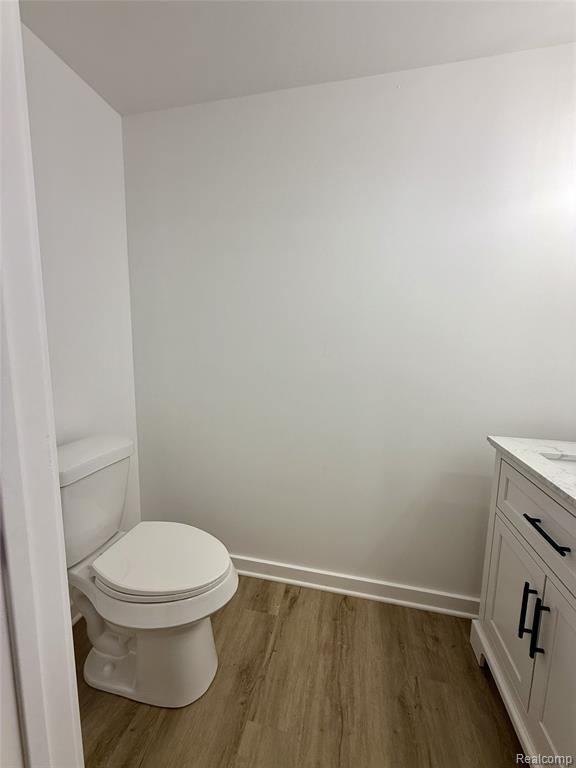435 Village Drive, Walled Lake, MI 48390 — Photo 29