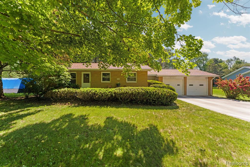 9144 Walnut Drive, Whitmore Lake, MI 48189 — Photo 37