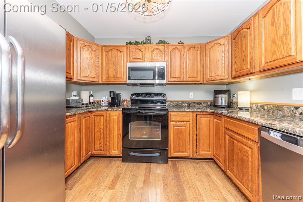 2526 Marchar Drive, Wolverine Lake, MI 48390 — Photo 36