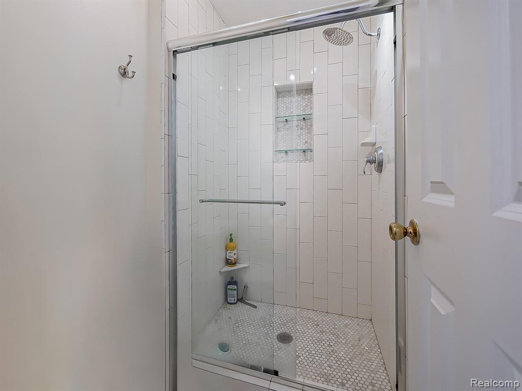 3230 Alpine Drive, Ann Arbor, MI 48108 — Photo 16