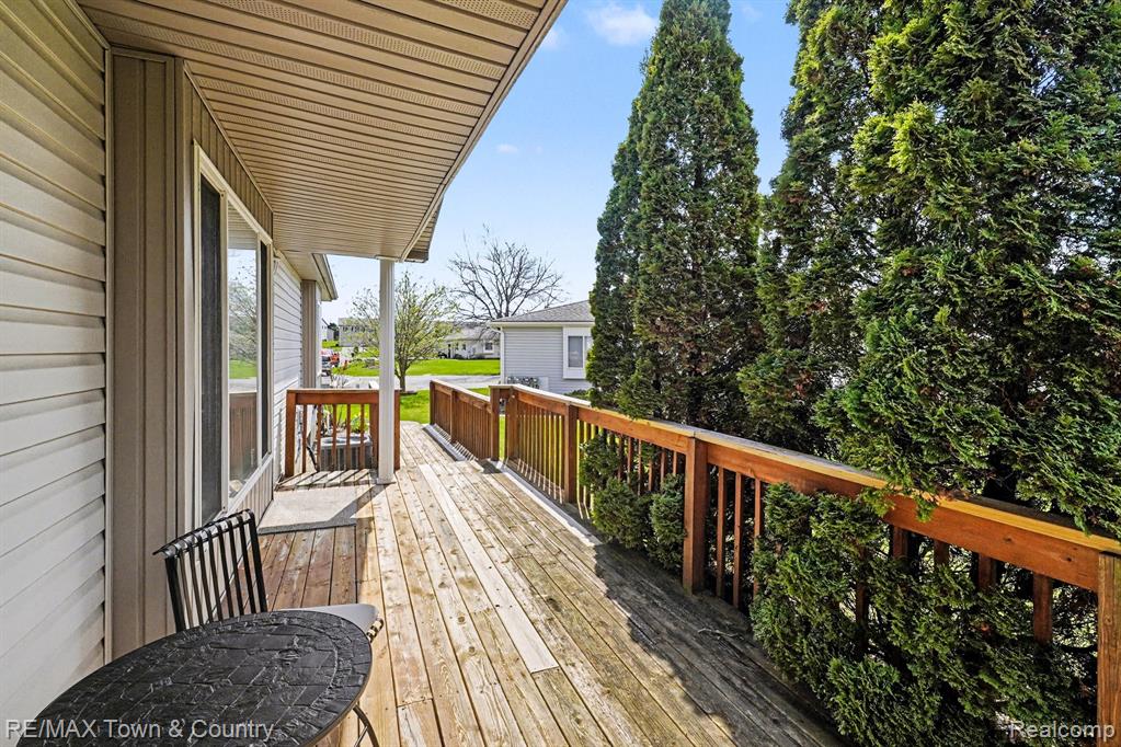 9358 Parkview Circle, Grand Blanc, MI 48439 — Photo 3