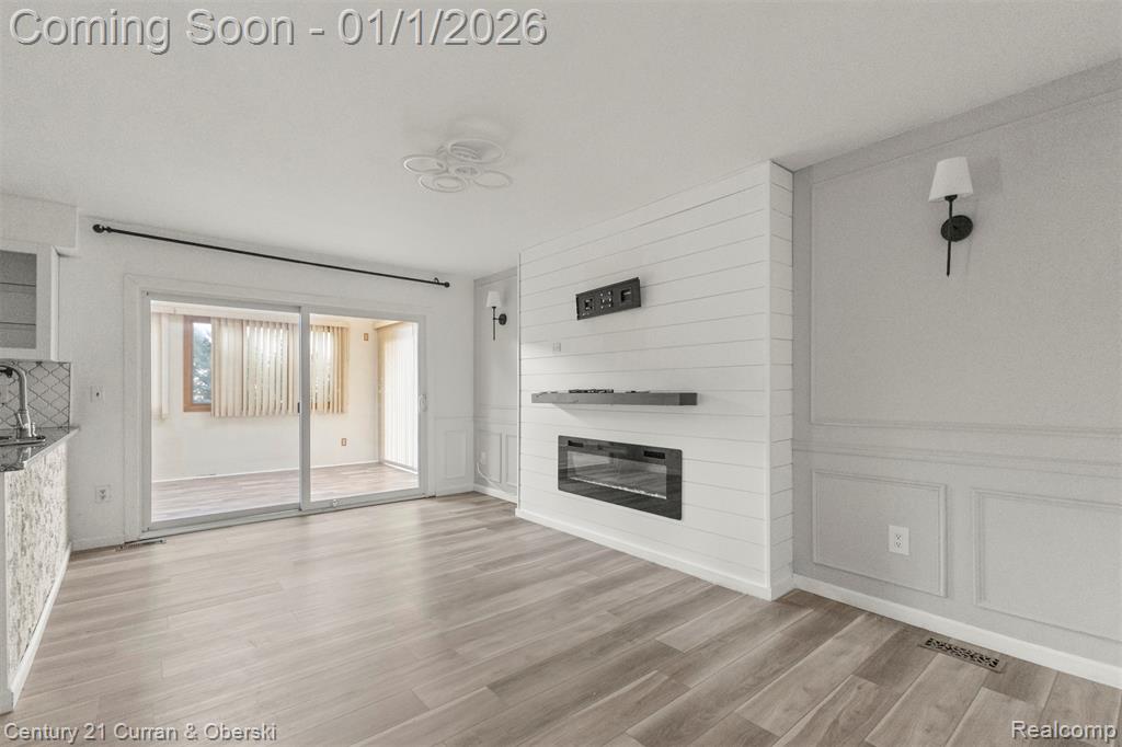 43783 Leeann Lane, Canton, MI 48187 — Photo 9