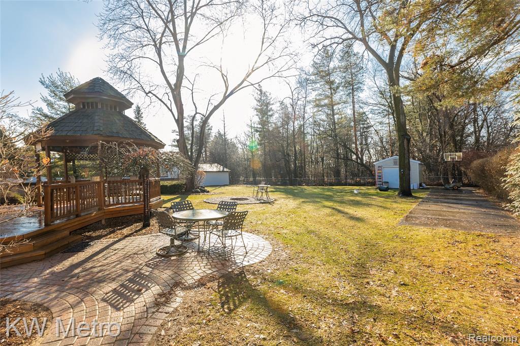 85 Stalwart Drive, Troy, MI 48098 — Photo 34