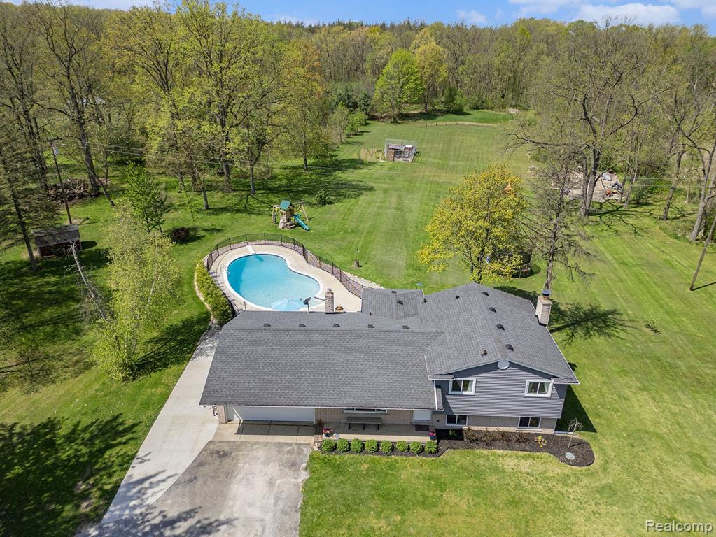 9703 TOWER Road, South Lyon, MI 48178 — Photo 27
