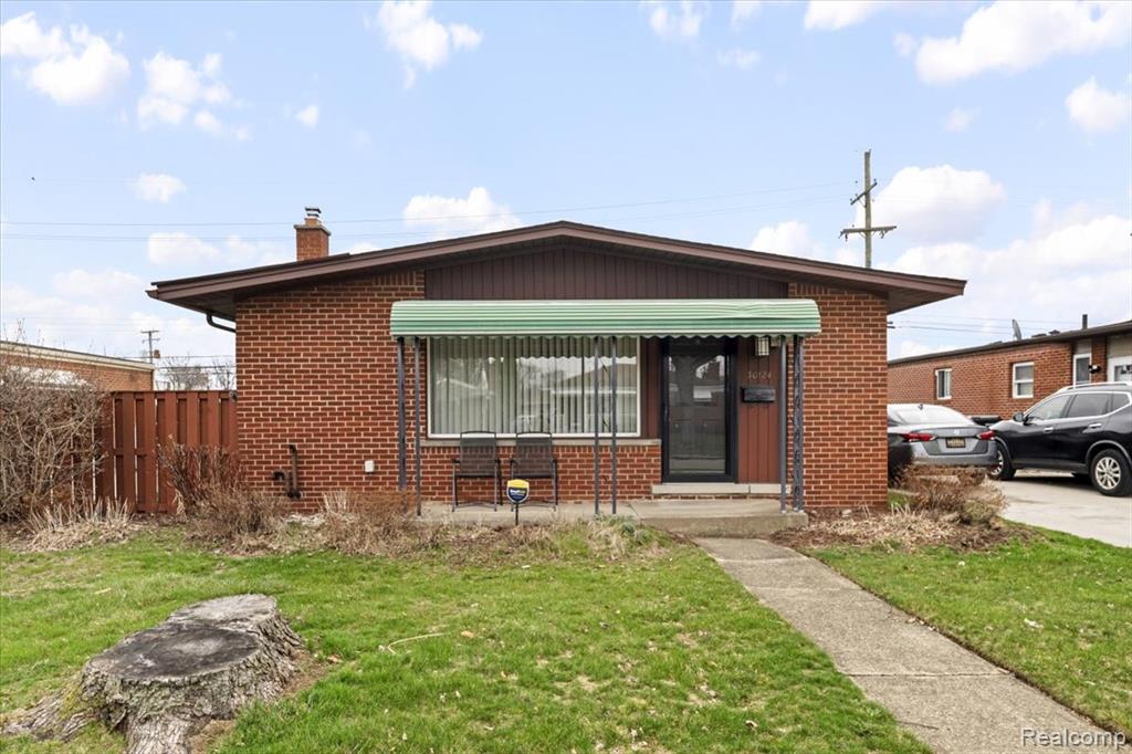 30124 Garry Avenue, Madison Heights, MI 48071 — front exterior