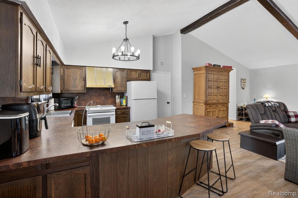 3071 Morrish Road, Swartz Creek, MI 48473 — Photo 11