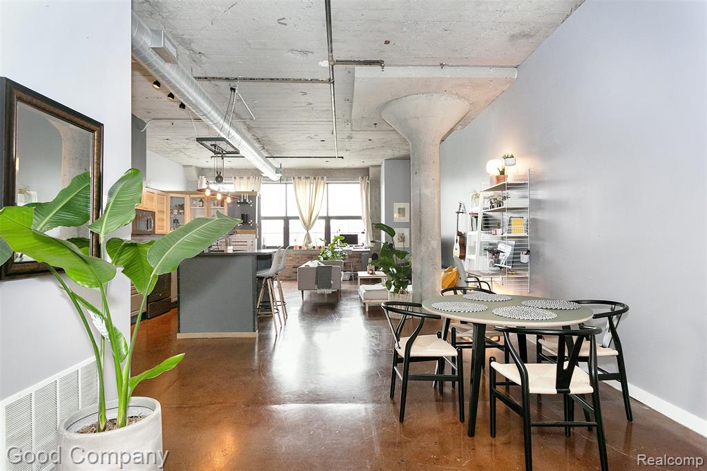 55 W Canfield, Detroit, MI 48201 — Photo 14
