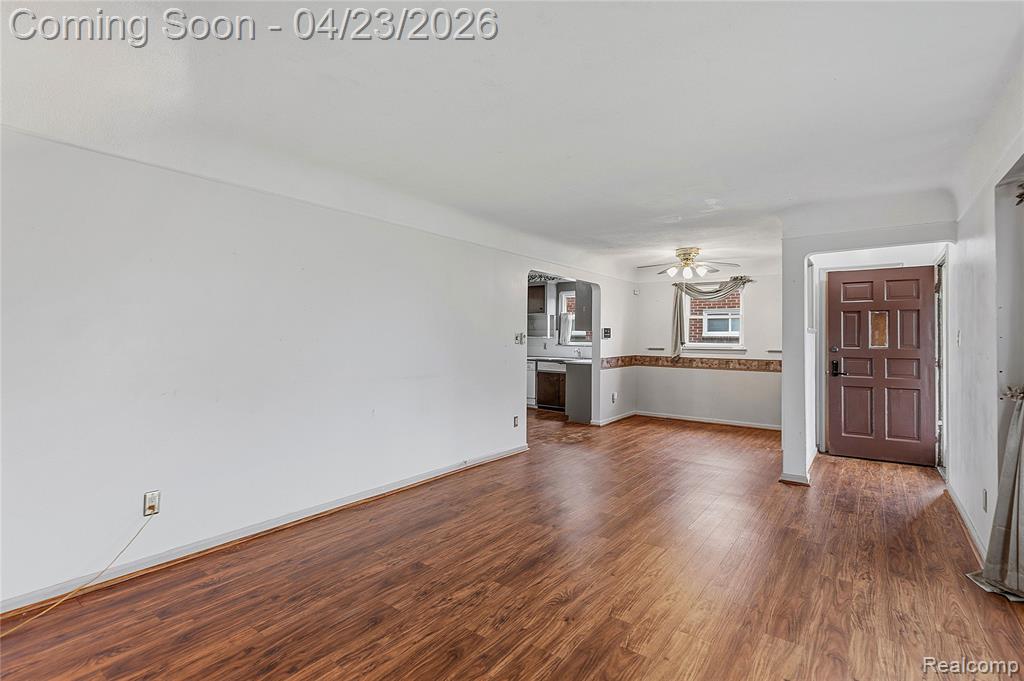 9538 Hazelton, Redford, MI 48239 — Photo 5