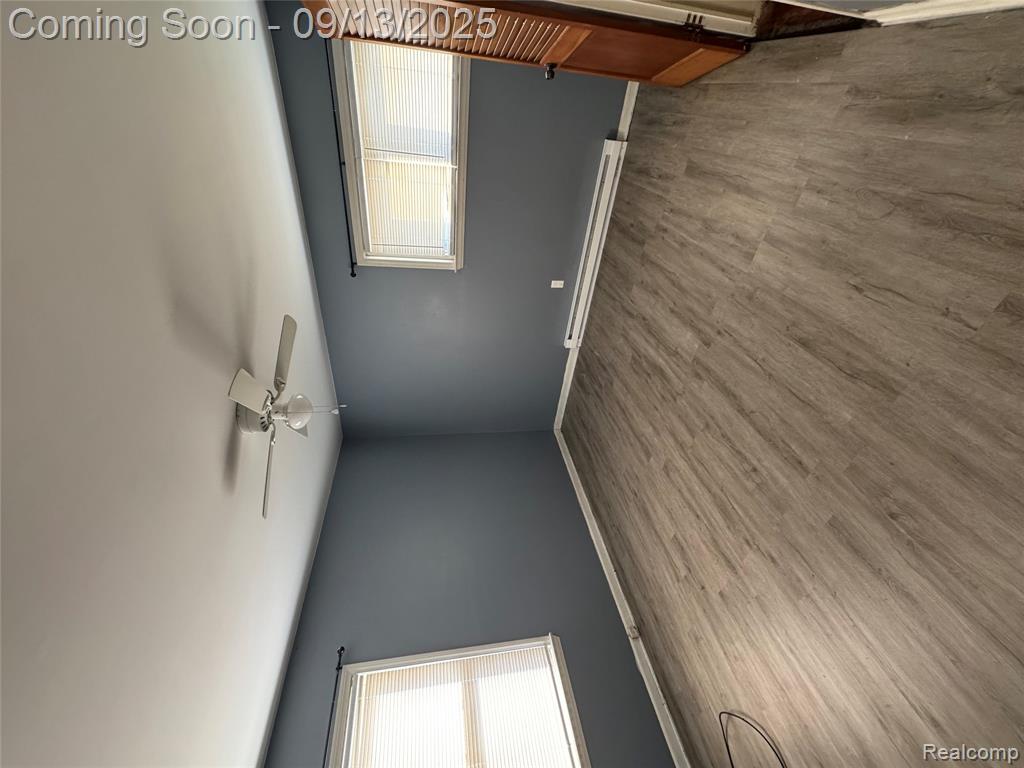 79 E Hudson Avenue, Madison Heights, MI 48071 — Photo 9