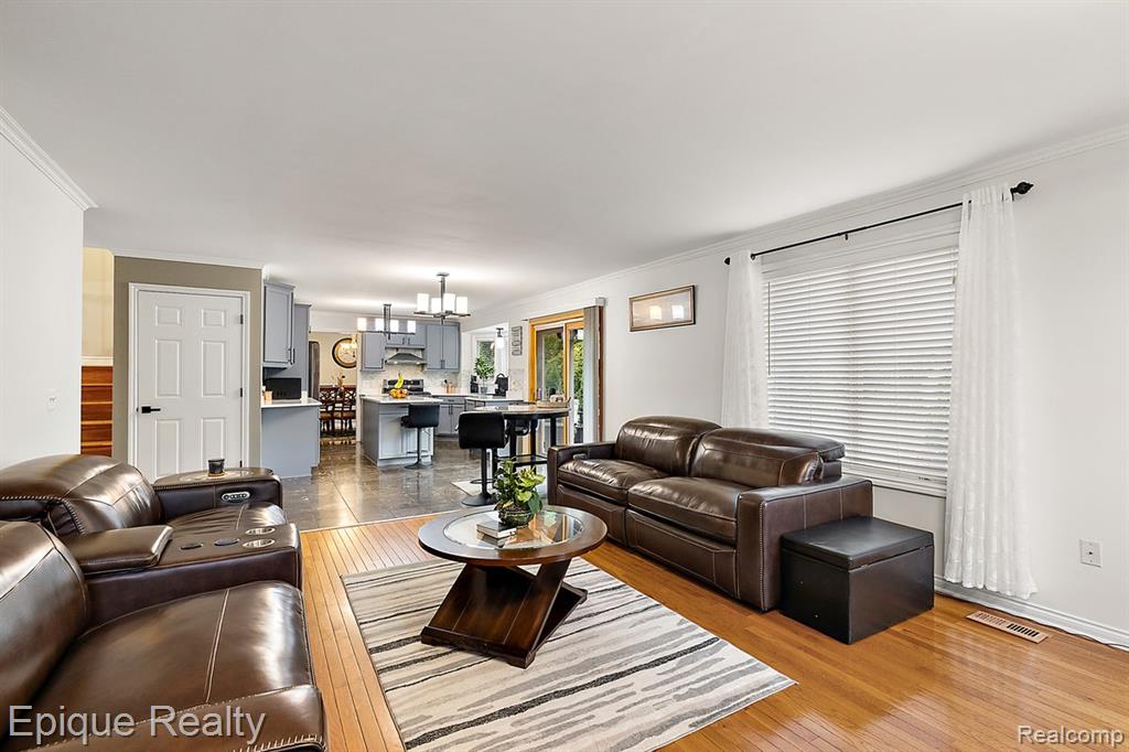 4527 Rochester Road, Troy, MI 48085 — Photo 35
