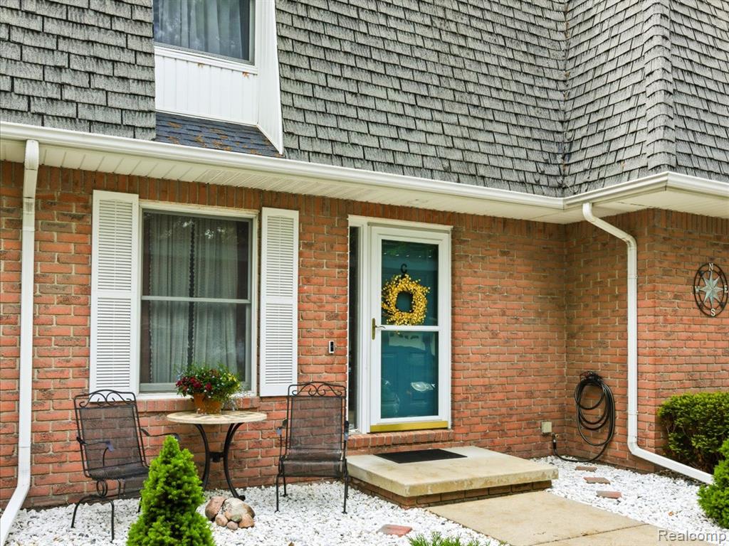 3969 BUTTERNUT Court, C, Port Huron, MI 48060 — Photo 2