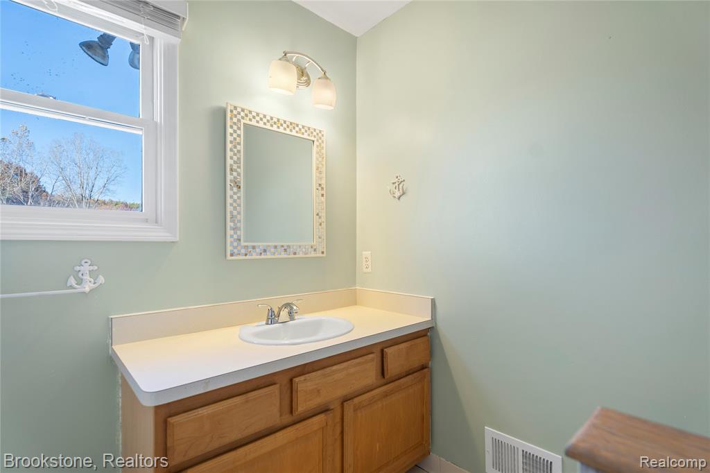 6189 Hall Road, Dryden, MI 48428 — Photo 35