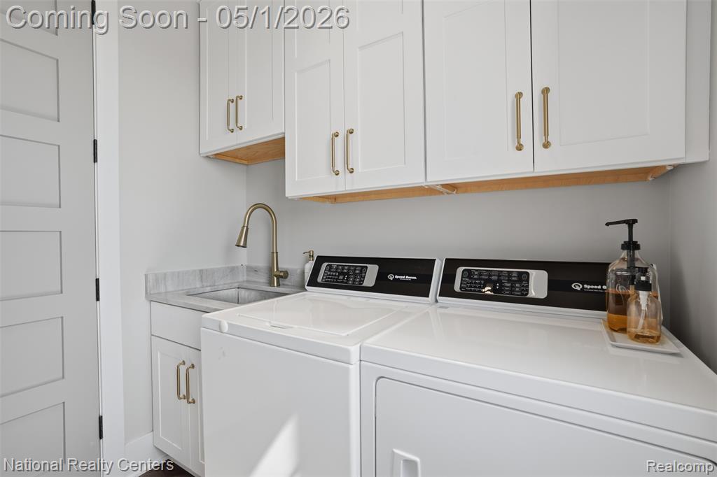 2947 7 Mile Road, South Lyon, MI 48178 — Photo 35
