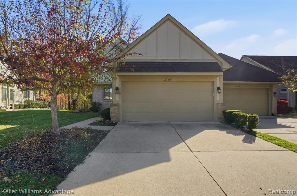 2750 Maple Forest Drive, Wixom, MI 48393 — Photo 2