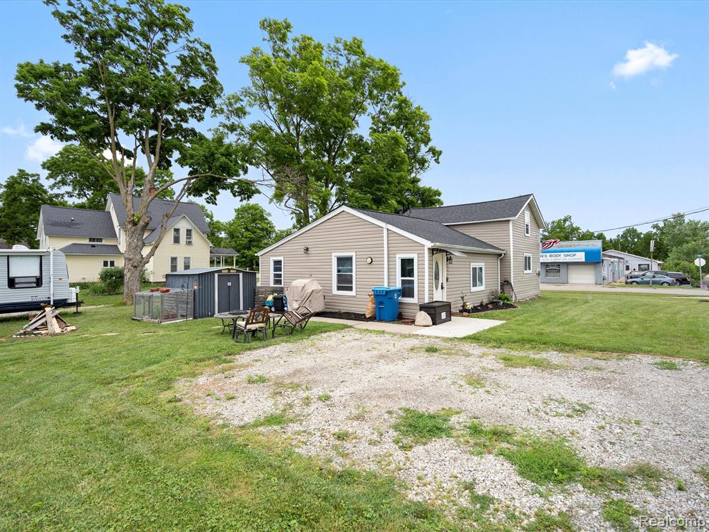 10196 HEGEL Road, Goodrich Vlg, MI — Photo 4