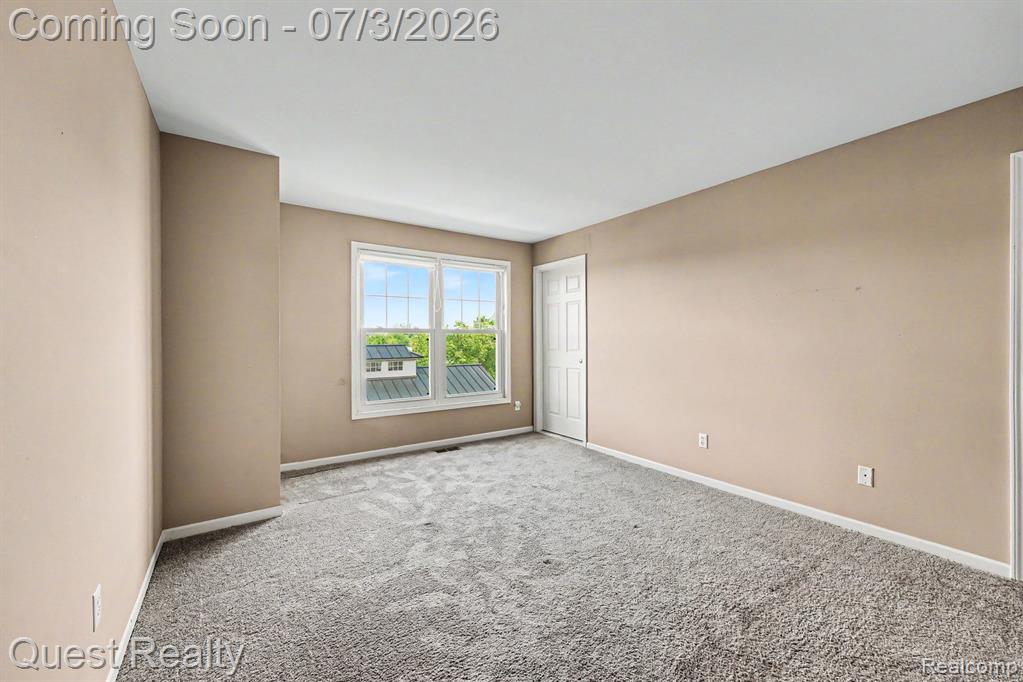 168 Amys Walk Walk, Auburn Hills, MI 48326 — Photo 10