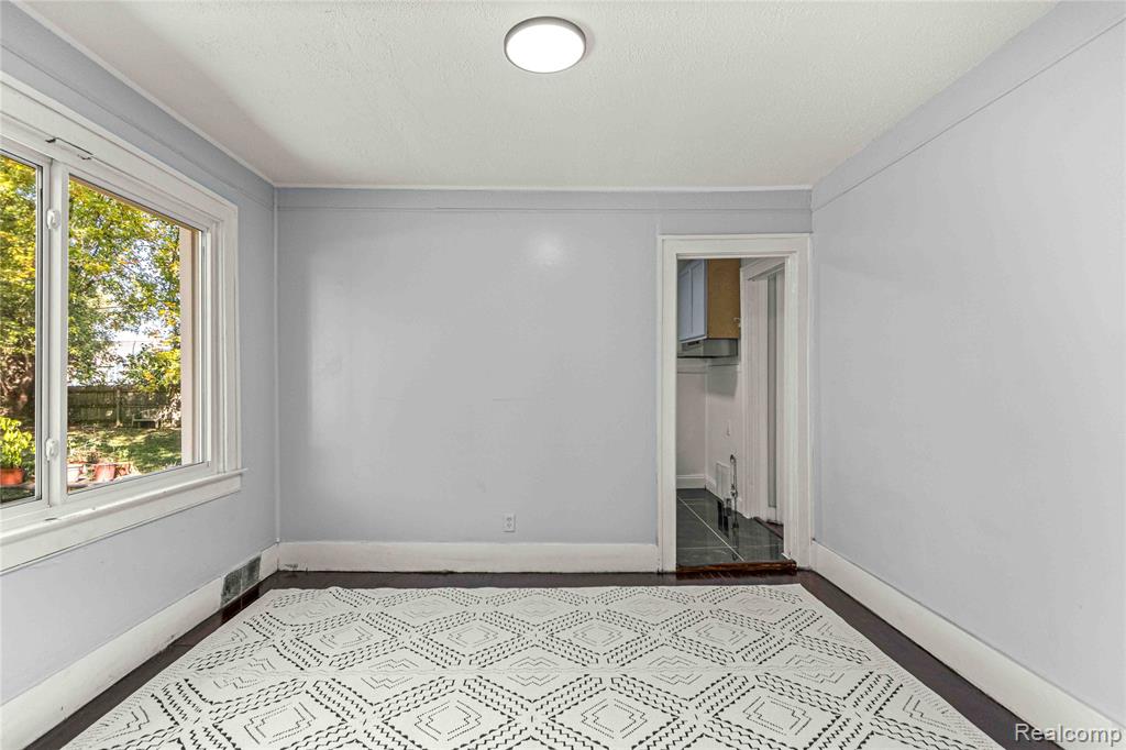 1558 College Avenue, Lincoln Park, MI 48146 — Photo 8