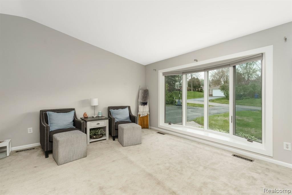 779 JOYCEIL Drive, Waterford, MI 48328 — Photo 14